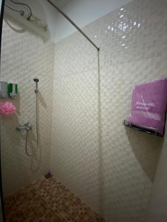 Rengganis Homestay Yogyakarta Bagian luar foto