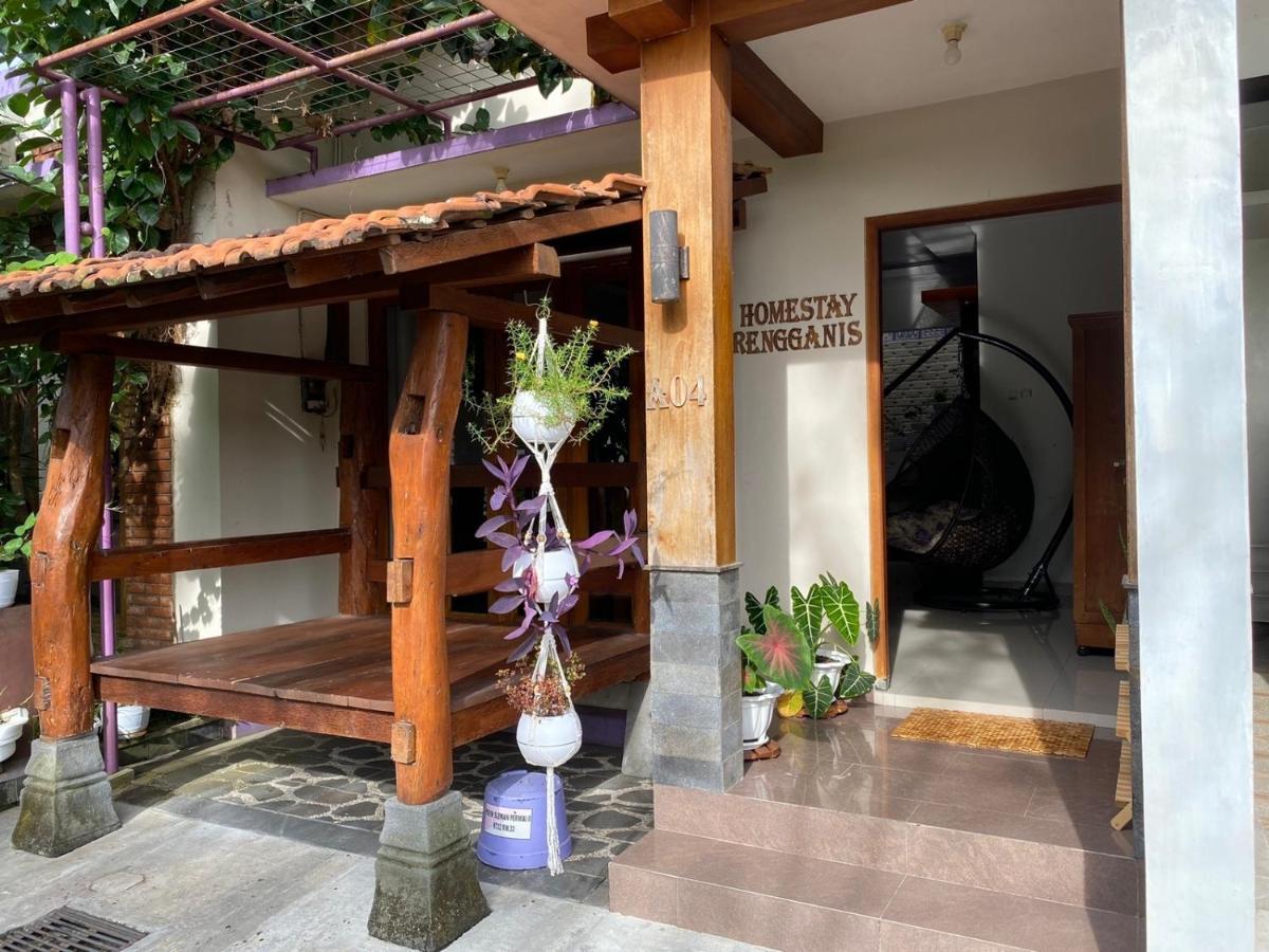 Rengganis Homestay Yogyakarta Bagian luar foto